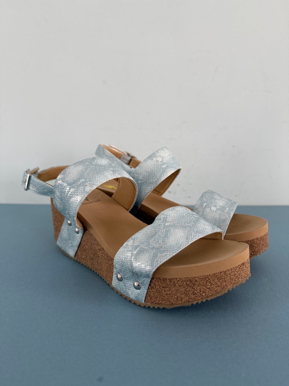 Volatile Summer Love Metallic‎ Blue Snakeskin Platform Wedge Sandals